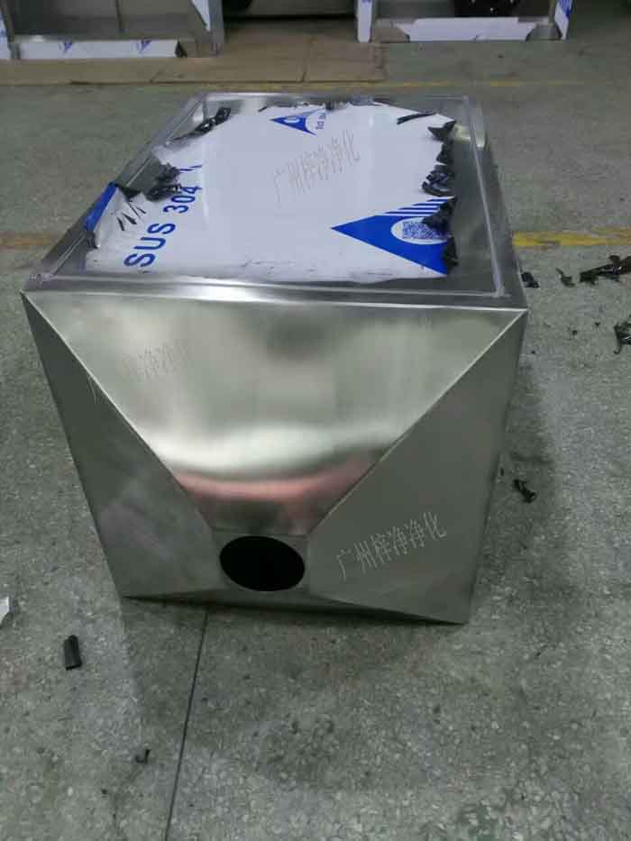 增壓新風(fēng)柜廠家建議初效過(guò)濾器，中效過(guò)濾器每季度更換一次，視實(shí)際使用情況可適當(dāng)延長(zhǎng)或縮短更換周期；